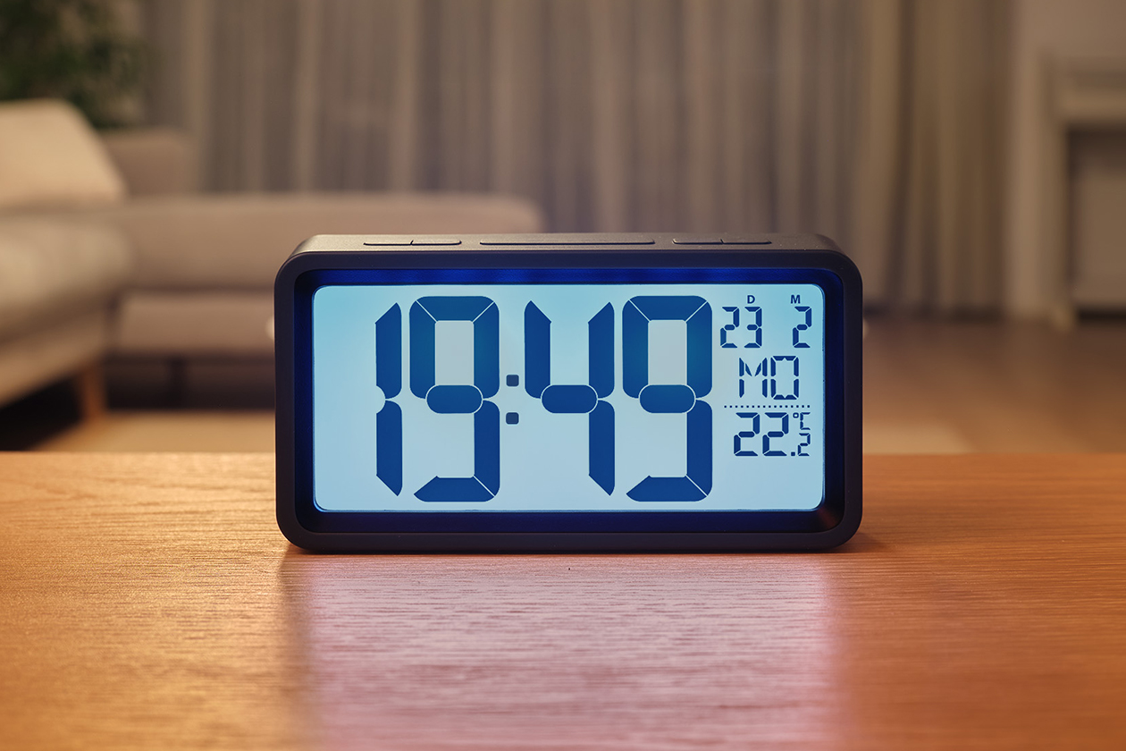 Sencor SDC 2800 B digital clock with alarm