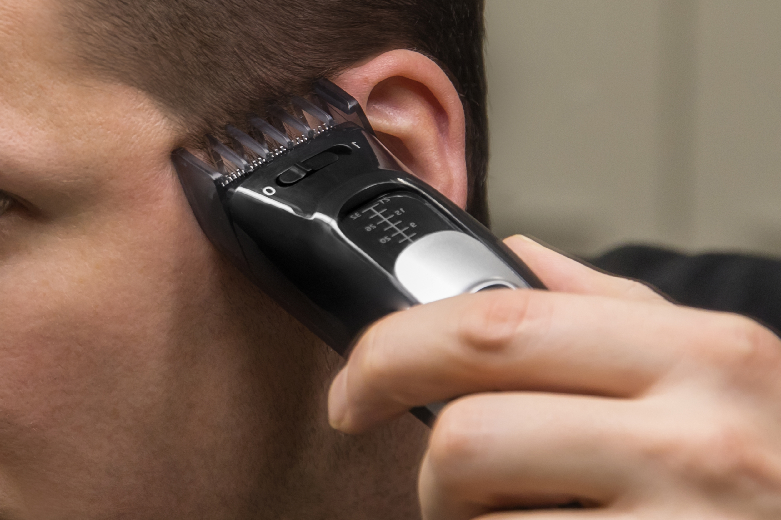 Sencor zastrihávač vlasov a brady s akumulátorom SHP 4501BK