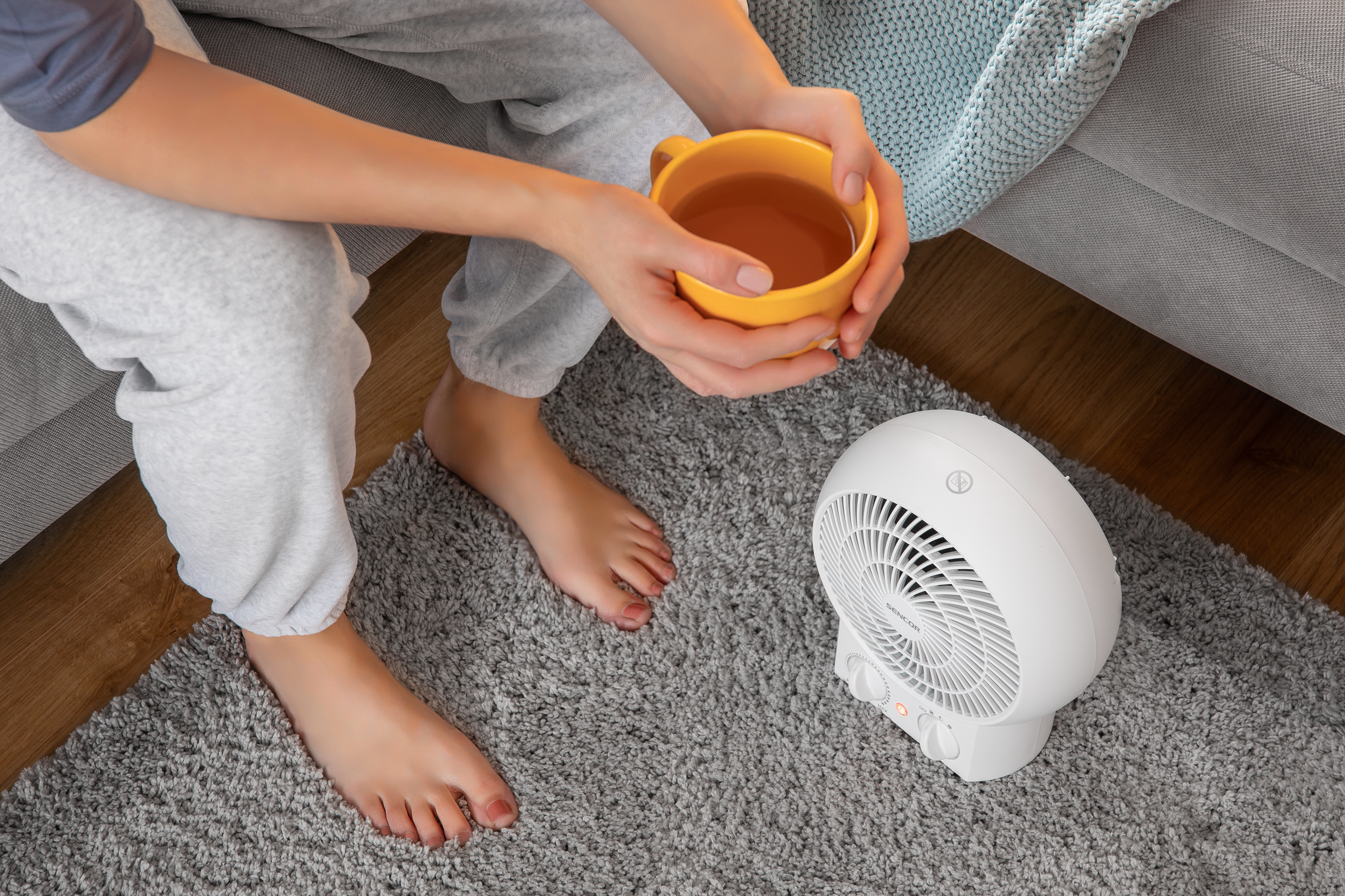 Sencor bílý teplovzdušný ventilátor s funkcí studeného vzduchu SFH 7020WH