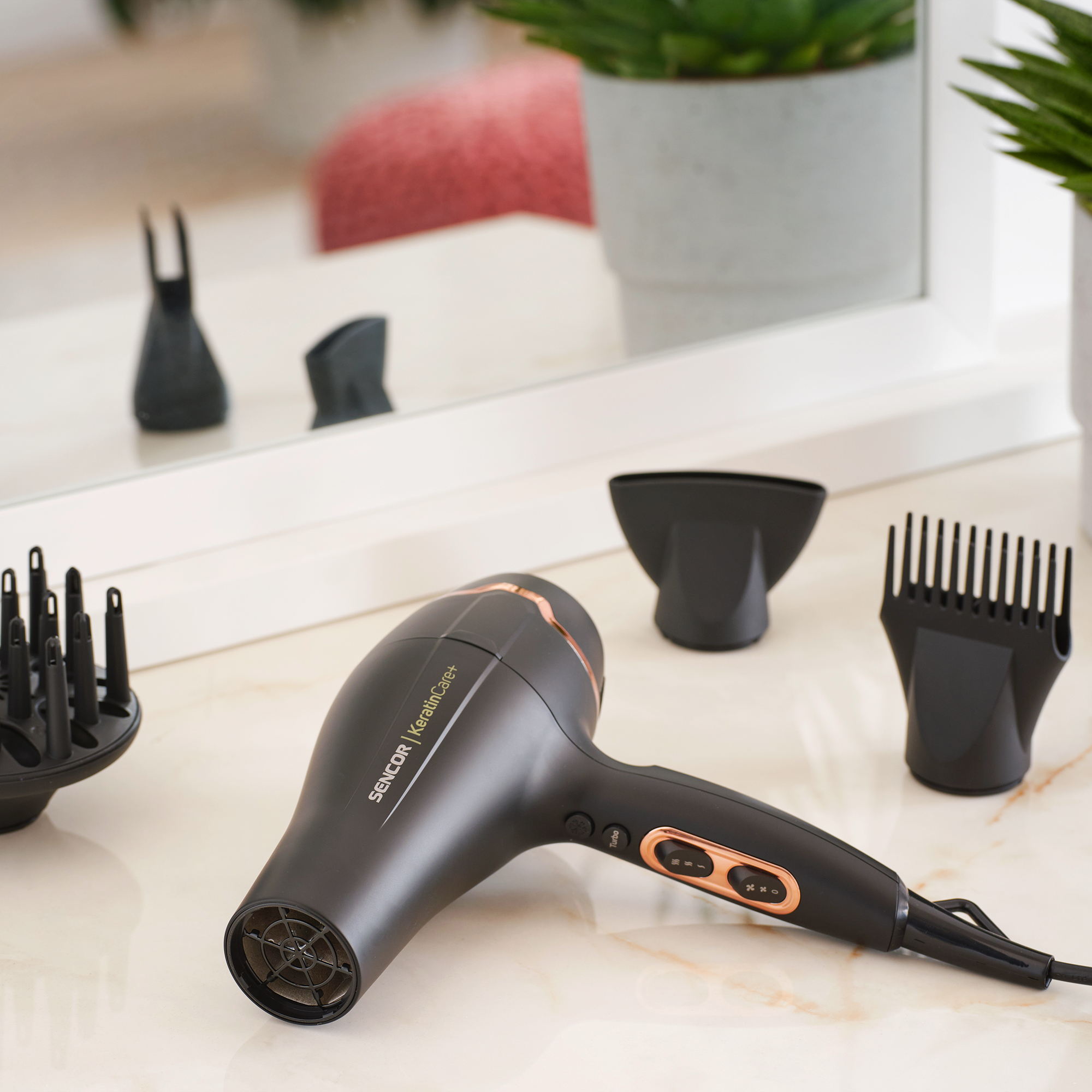 Sencor SHD 8275BK hair dryer with ionization and a diffuser