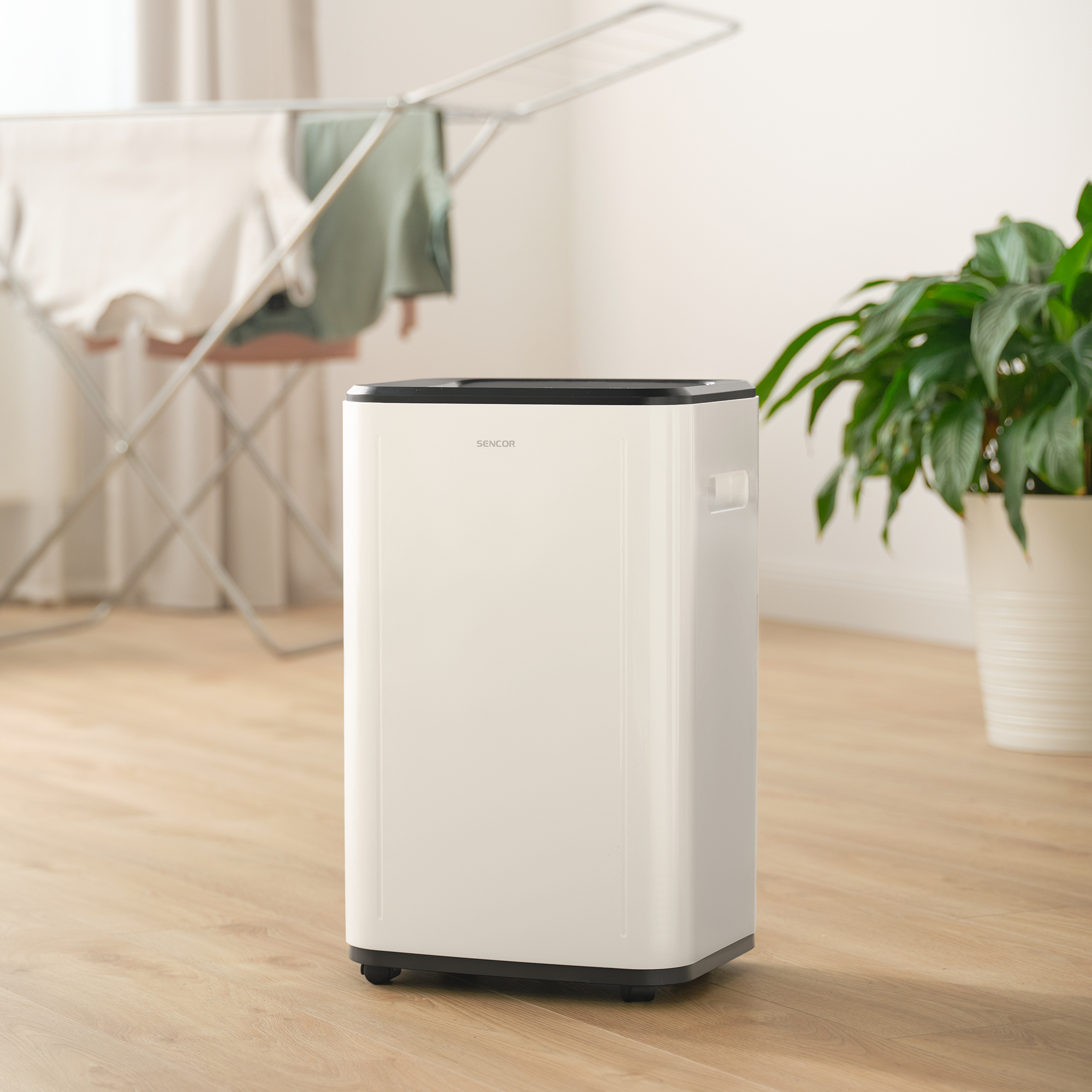 Sencor SDH 2028WH air dehumidifier