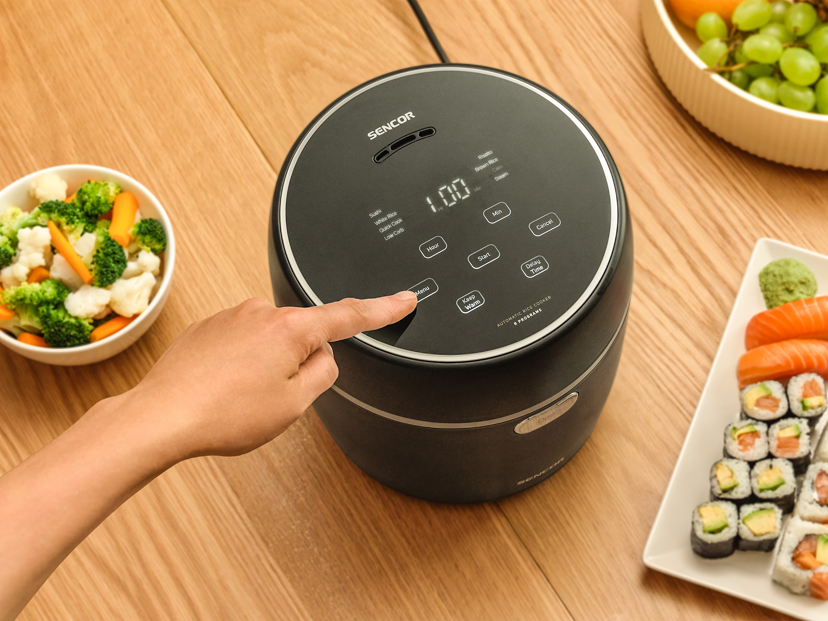 Sencor SRM 0671BK low-carb rice cooker with steaming basket
