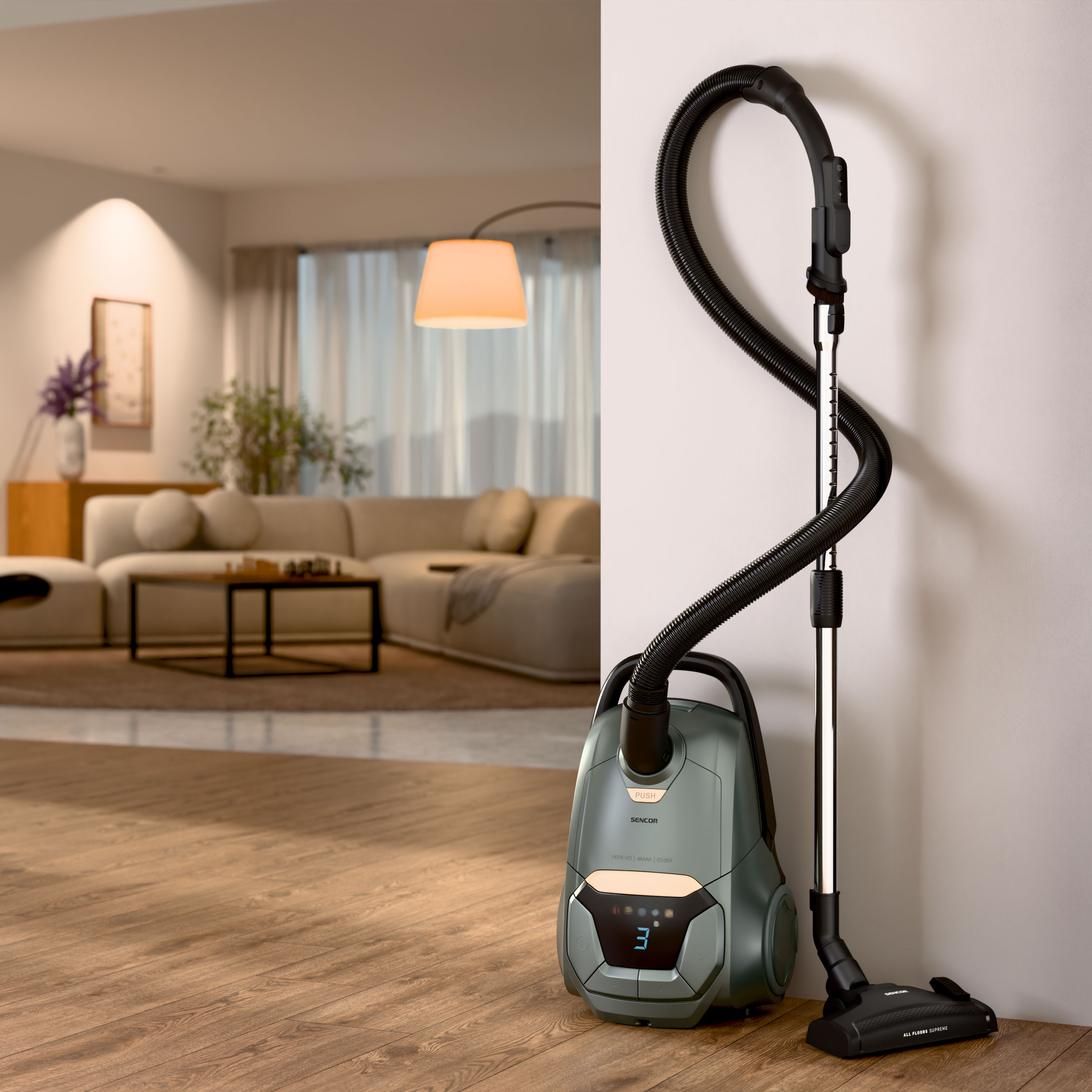 Sencor sáčkový vysavač s hepa h13 a barevným displejem SVC 9130GR