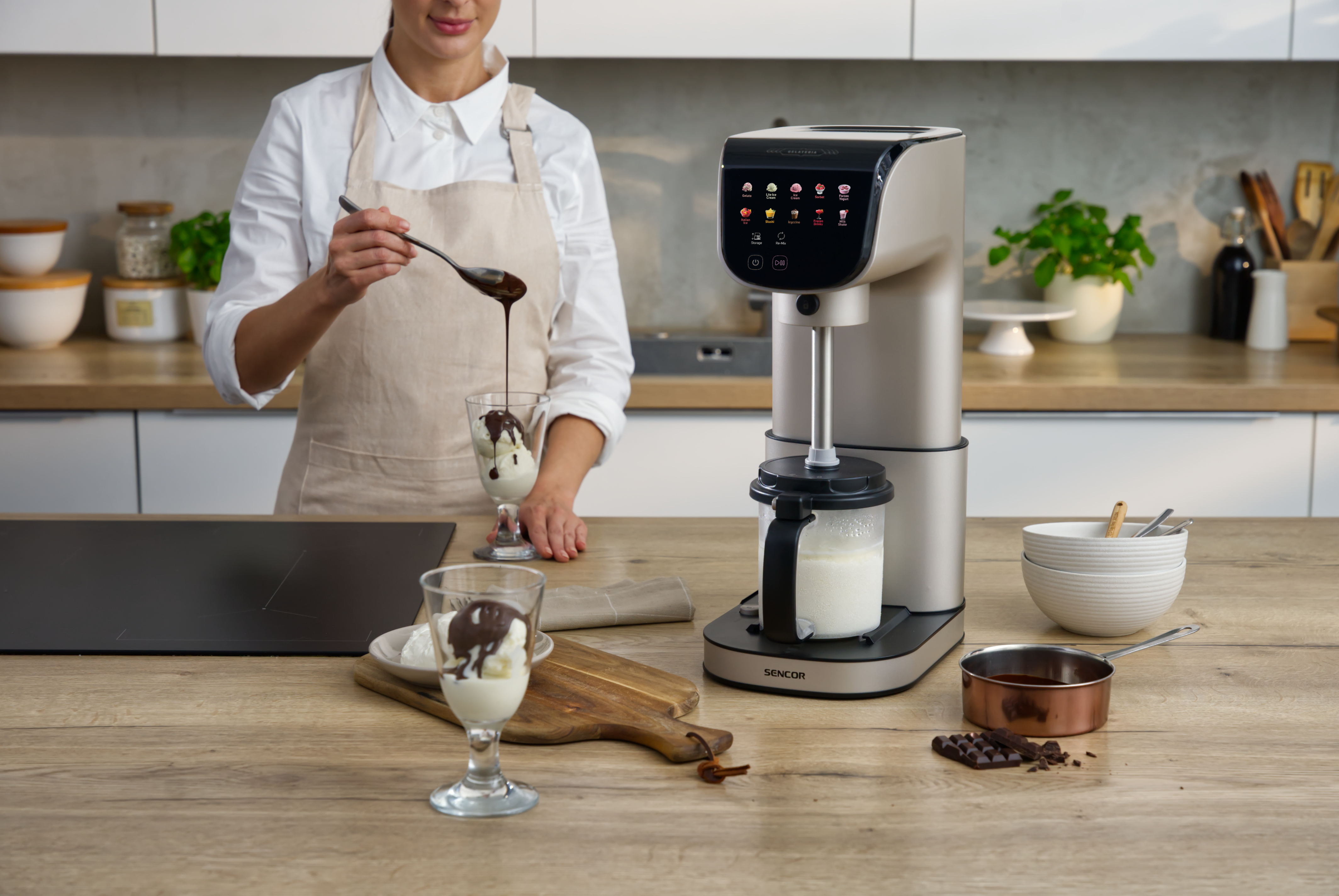 Sencor SIC 5050WS ice cream maker with 10 programs and 3 containers