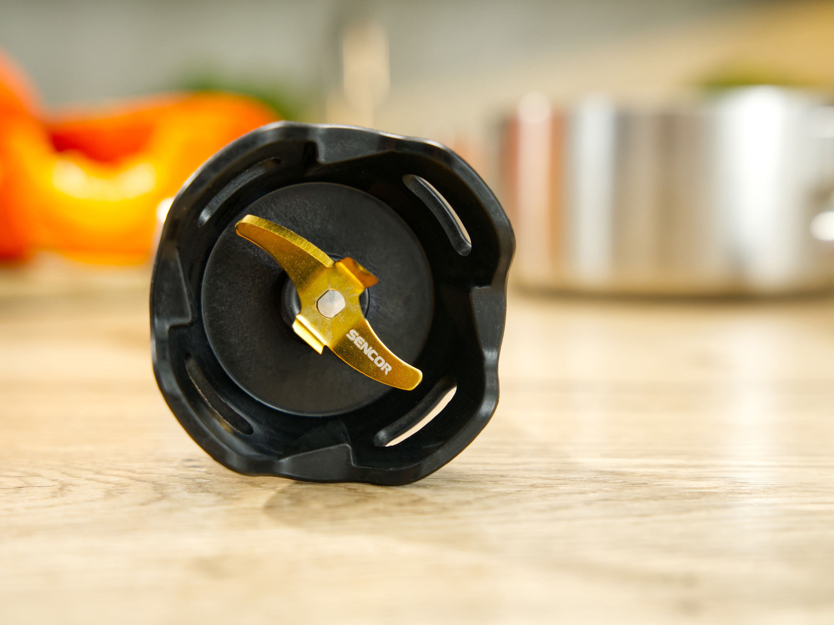 Sencor SHB 5612WP SOPHIA how do you choose a hand blender for cooking larger quantities? it’s simple. the extended 24-cm blending shaft is ideal for blending in deep bowls or right in a pot on the stove. you don’t have to transfer anything, which saves you time and keeps your dishes clean.