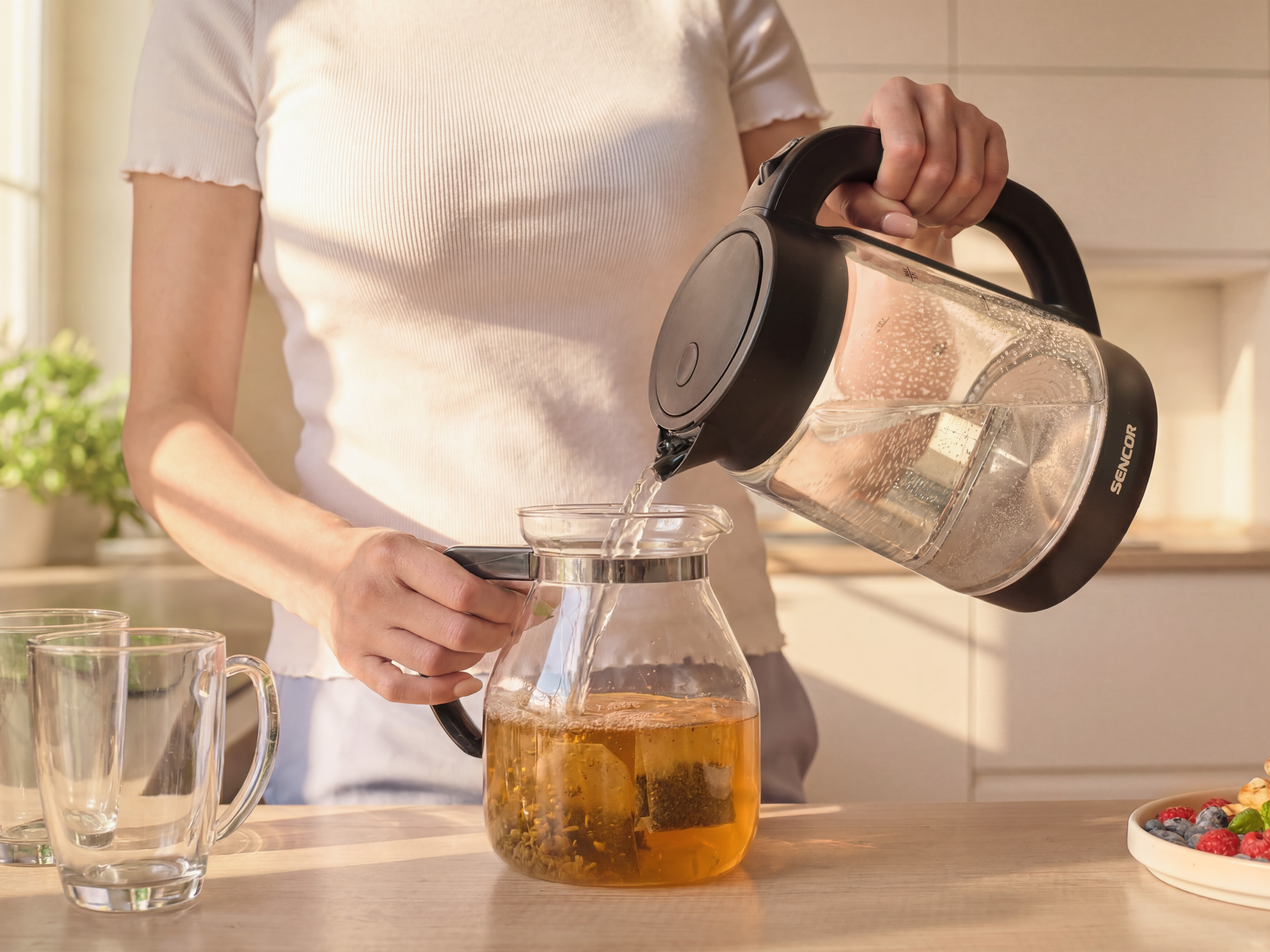 Sencor SWK 1786BK glass electric kettle