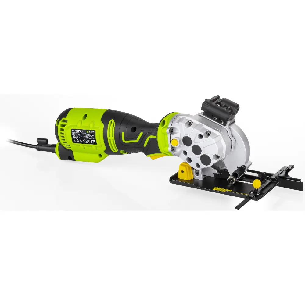 Fieldmann FDPP 200705-E plunge saw with 705 W motor for precise cutting.
