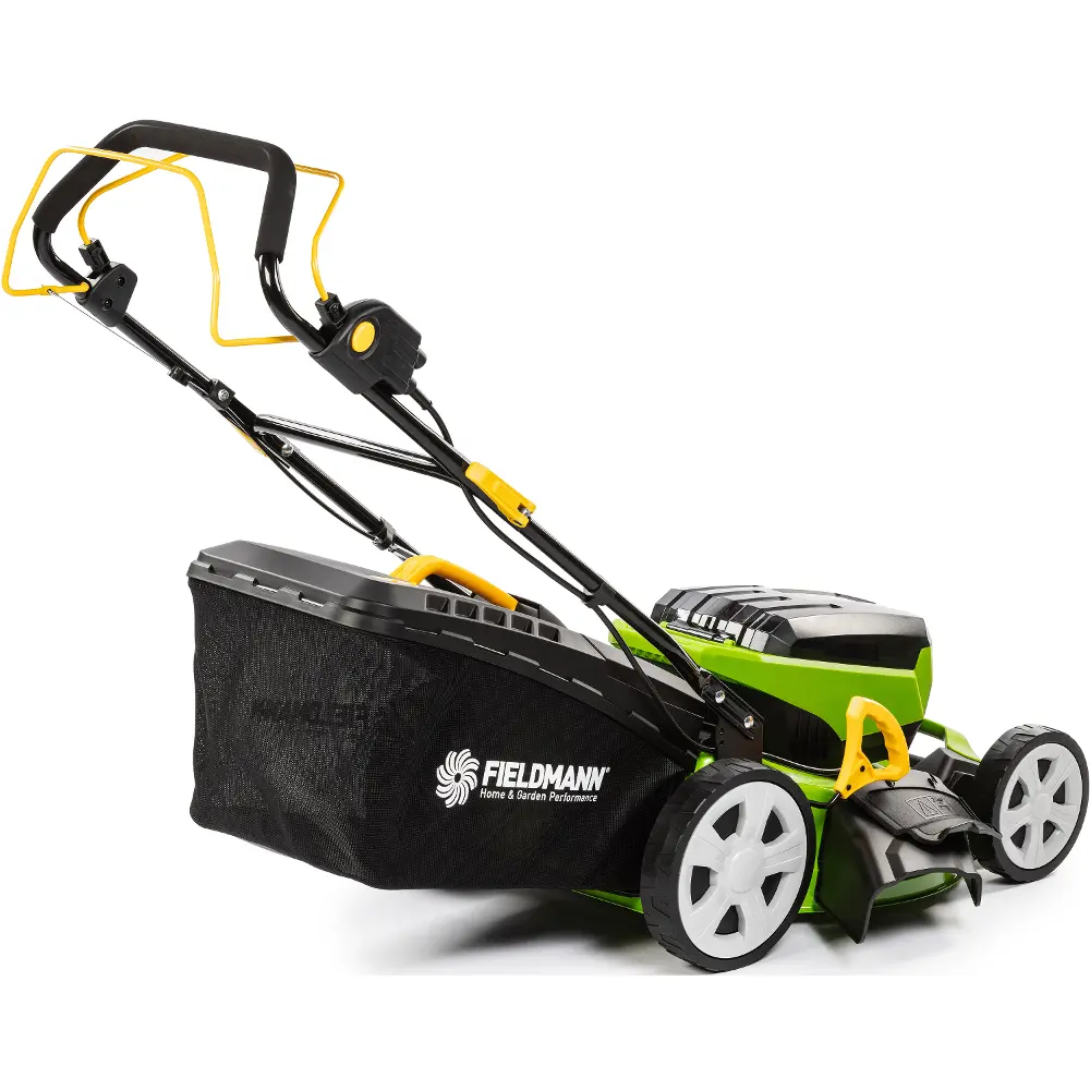 A Fieldmann FZR 70465-0 akkumulátoros fnyíró 55 literes, manyagból és textilből készült fgyjtővel rendelkezik.