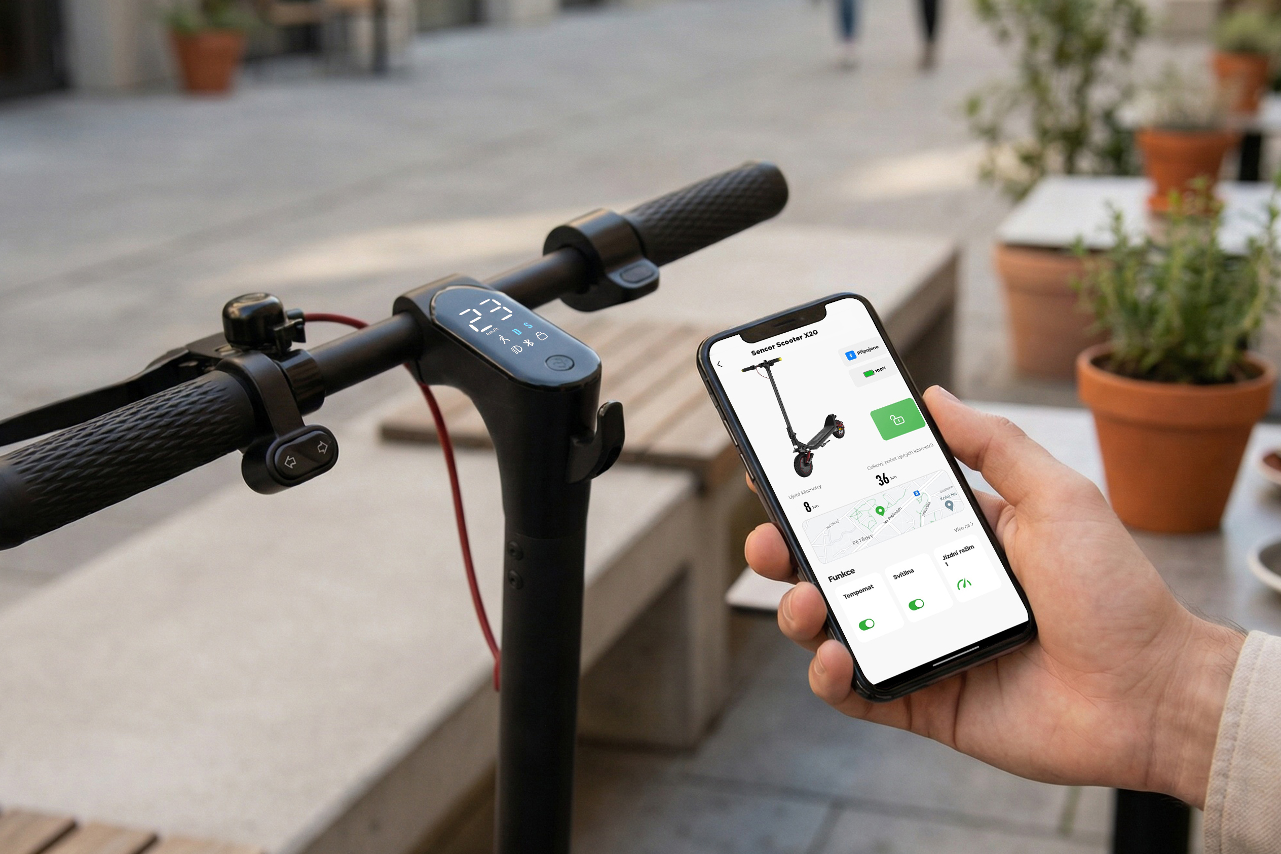 Sencor SCOOTER X20 electric scooter with dual suspension