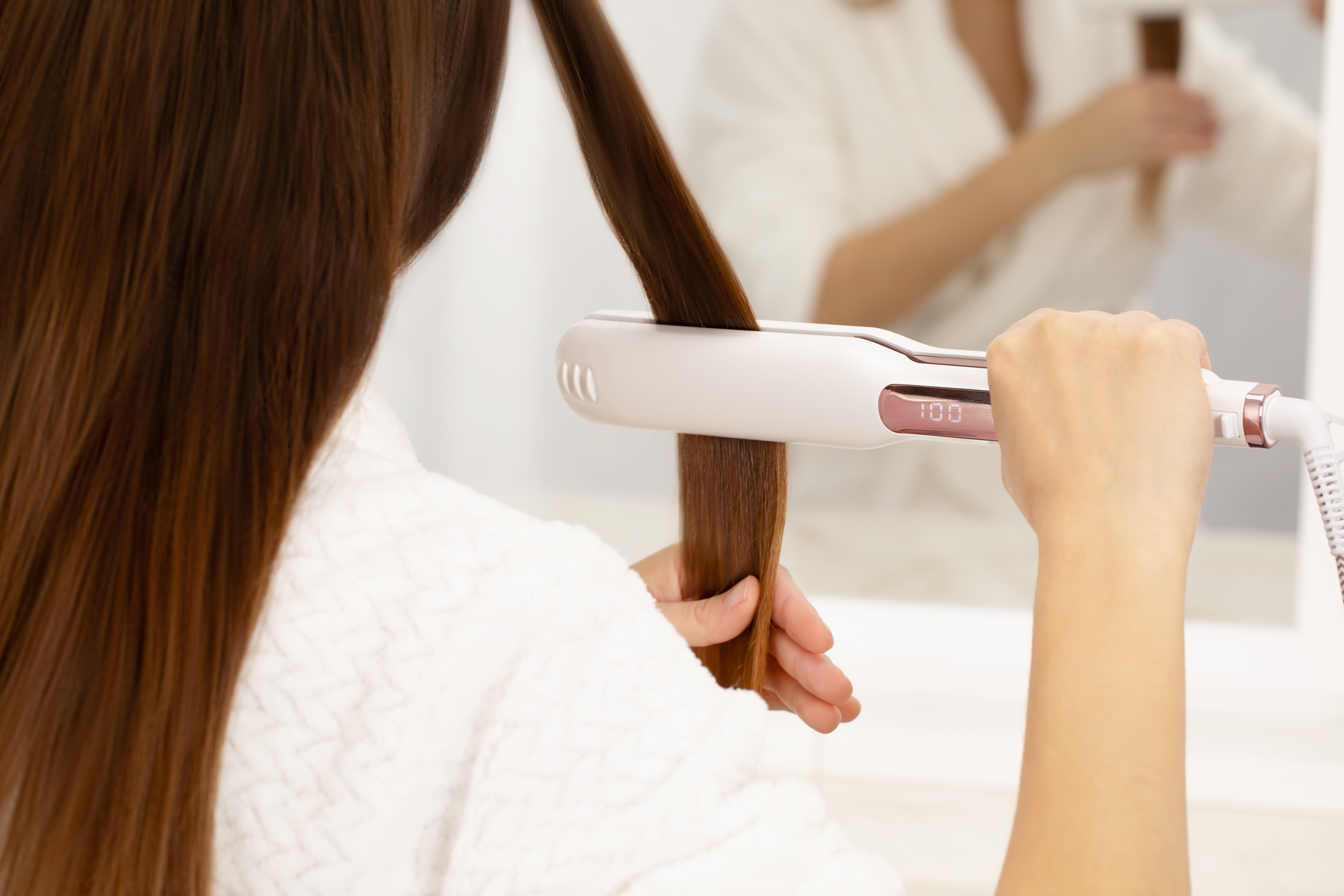 Sencor prostownica do włosów z tytanowymi płytkami SHI 4500GD