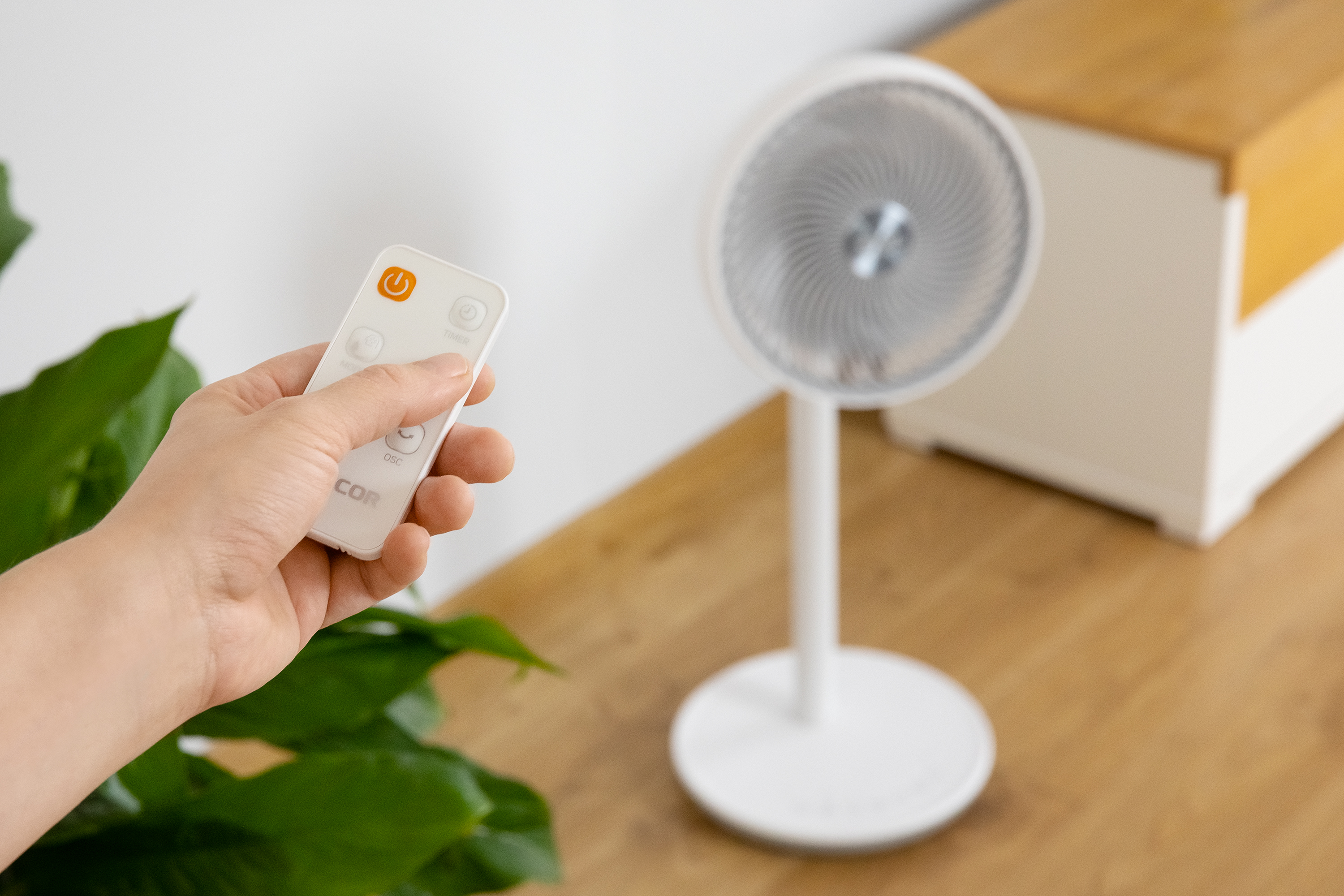 Sencor stojanový ventilátor SFN 2540WH