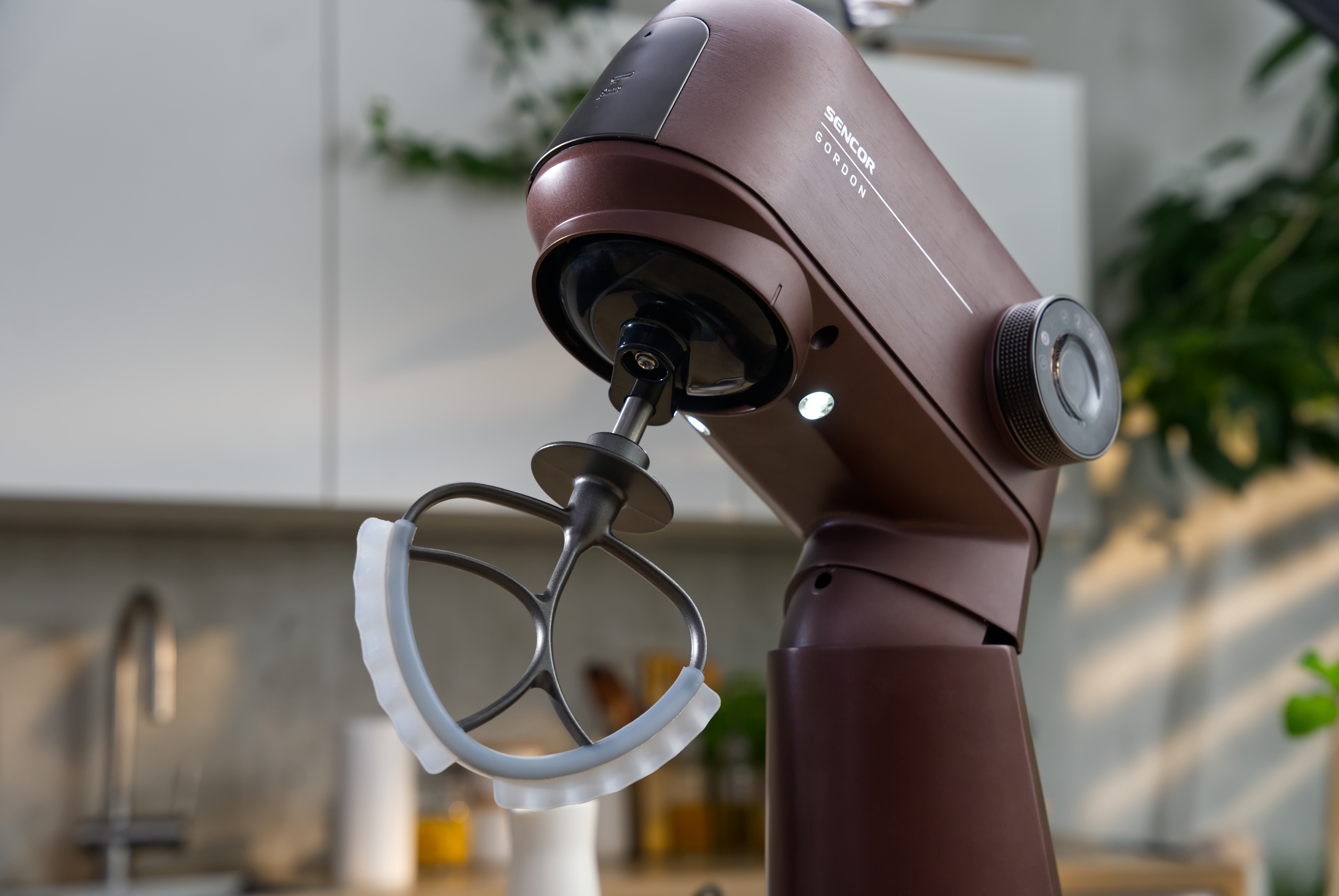 Sencor kuchyňský robot s chytrou váhou STM 7632WP