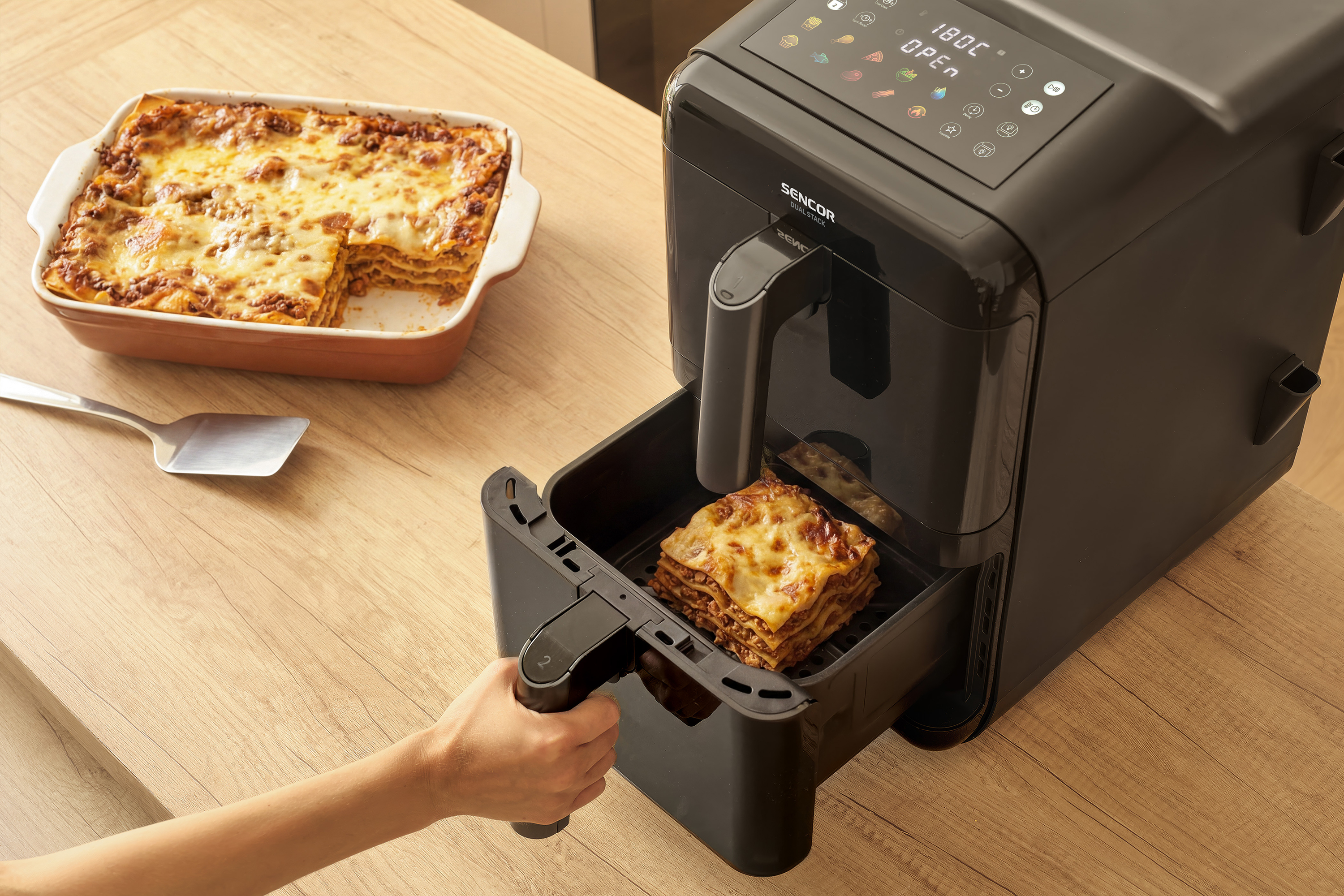 Sencor horkovzdušná fritéza SFR 1260BK