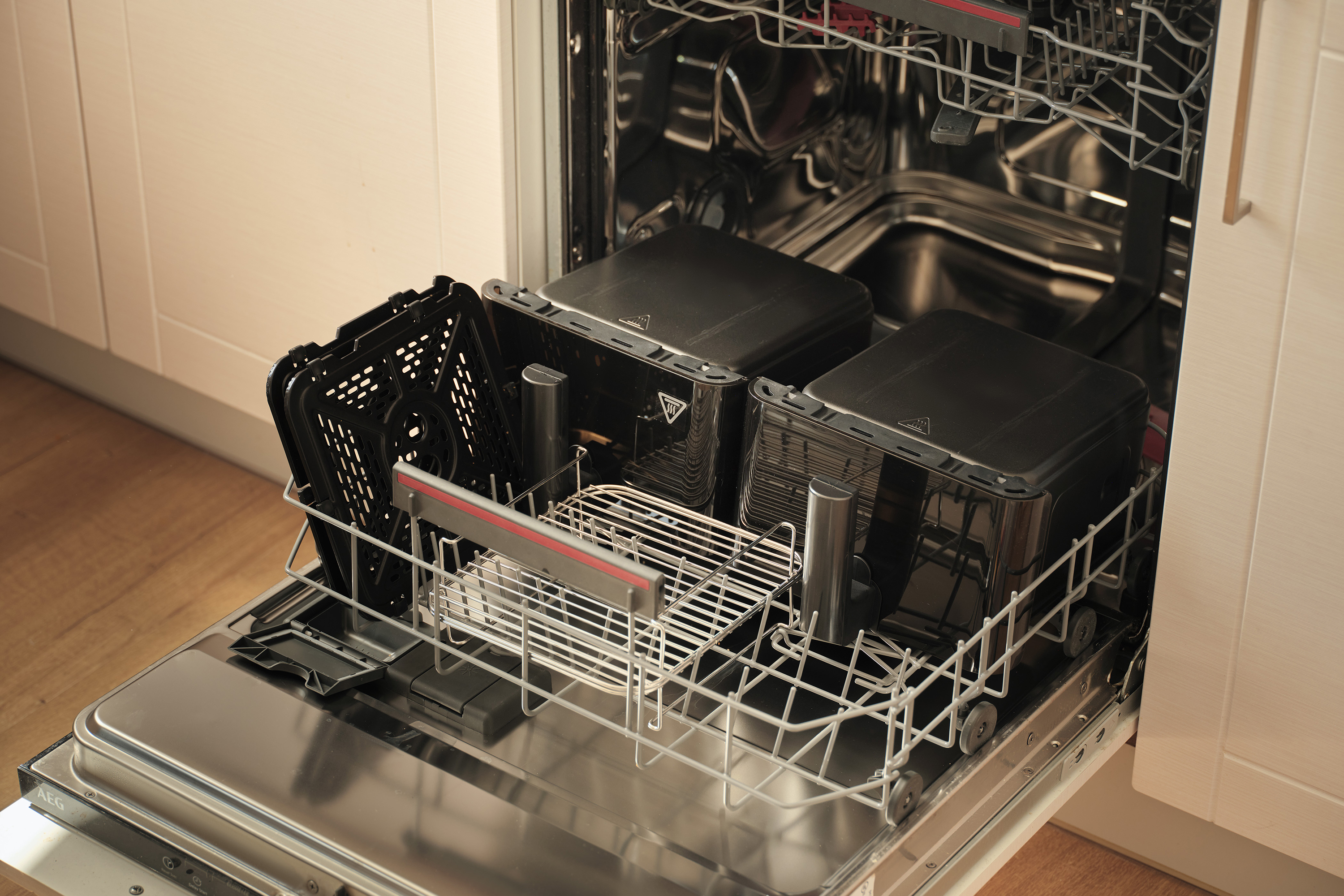 Sencor horkovzdušná fritéza SFR 1260BK