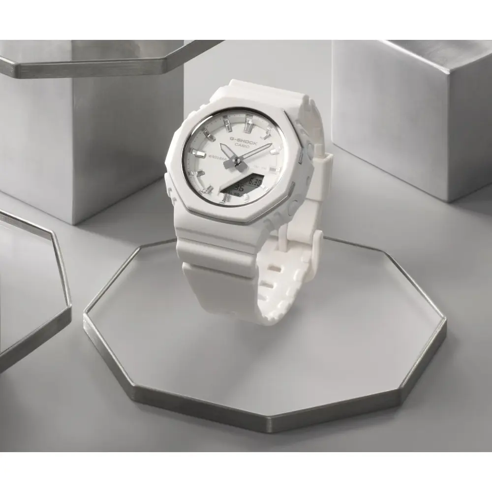 Dámske hodinky Casio.