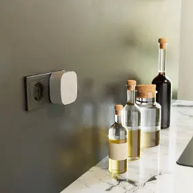 Nabíjecí stanice Qi - Zens Adapter/Qi2 nabíječka s USB-C (15+18W) Bílá - 5