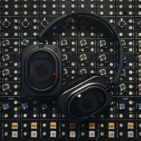 Bezdrátová sluchátka - Nothing Headphone 1 Pro Black - 9
