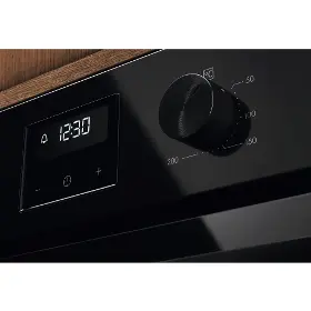 Vestavná trouba - Electrolux LOFGF00BK - 5