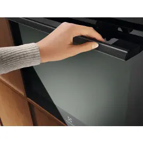Vestavná trouba - Electrolux EOF7P86H2 - 4