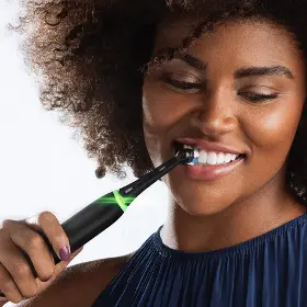Oscilační zubní kartáček - Oral B iO Series 5 Duo Pack (B+W) - 4