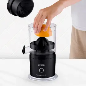 Odšťavňovač - Ufesa SQUEEZE & GO - 4
