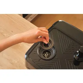 Pákový kávovar - Sencor SES 6020BK + 1 kg kávy za 1 Kč - 8
