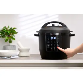 Multifunkční hrnec - Instant Pot Classic 5,7 l - 5