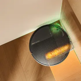 Robotický vysavač s mopem - iRobot Roomba Plus 675 Combo robot - černá - 6