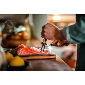 Nůž kuchyňský - Fiskars Filetovací nůž 22 cm - 6