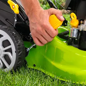 Zahradní sekačka rotační - Fieldmann FZR 4115-LiBES - 18