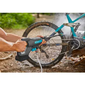 Vysokotlaký čistič - Gardena Akumulátorový středotlaký čistič AquaClean 24/18V P4A Premium - set - 10