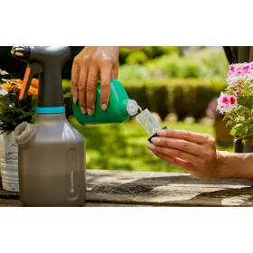Zahradní postřikovač - Gardena Postřikovač 1 l - 9