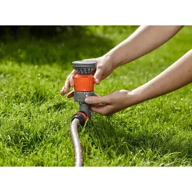 Kruhový rozstrikovač - Gardena Zavlažovač kruhový Vario Comfort s hrotem - 2