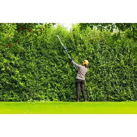 Nůžky na živý plot - Bosch 0.600.8D5.100 GHE18V-50FP - 6