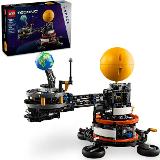 LEGO® 42179 Planeta Země a Měsíc na oběžné dráze