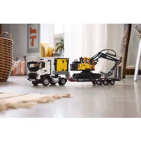 Stavebnice - LEGO ® 42175 Nákladní auto Volvo FMX a elektrický bagr Volvo EC230 - 10