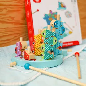 Motorické hračky - Tooky Toy TH698 Hra rybičky 4v1 - 6
