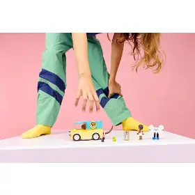 Stavebnice - LEGO ® 42678 Dodávka s doplňky pro mazlíčky - 8