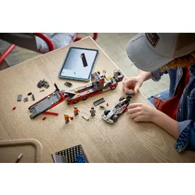Stavebnice - LEGO ® 60493 Výstavní náklaďák F1 se závodním autem Audi F1 - 8