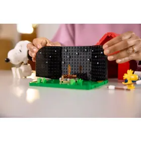 Stavebnice - LEGO ® 21368 Peanuts: Snoopyho bouda - 11