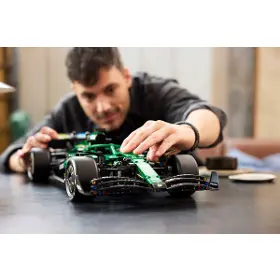 Stavebnice - LEGO ® 42240 Auto F1 Aston Martin Aramco AMR25 - 13