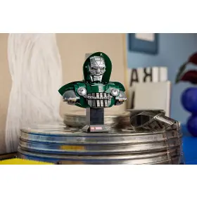 Stavebnice - LEGO ® 76345 Busta Doktora Dooma - 15