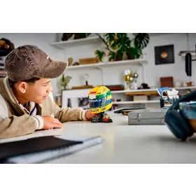 Stavebnice - LEGO ® 43024 Prilba Ayrton Senna - 9